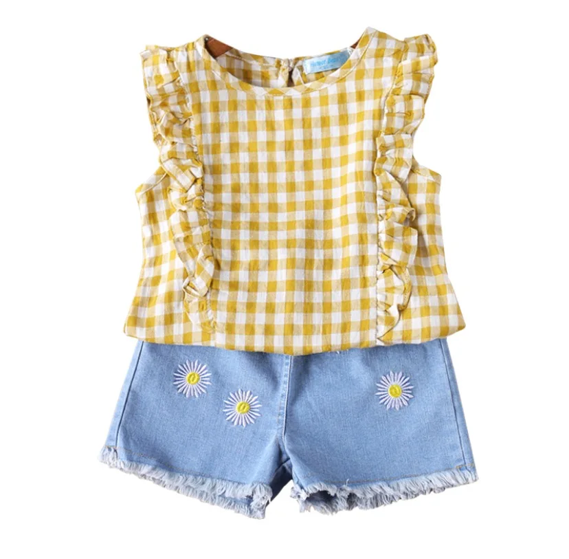 Hot sale Girl Outfit Summer Cute 2 Piece Sets Sleeveless Plaid Short Sleeve + Sunflower Denim Shorts Set