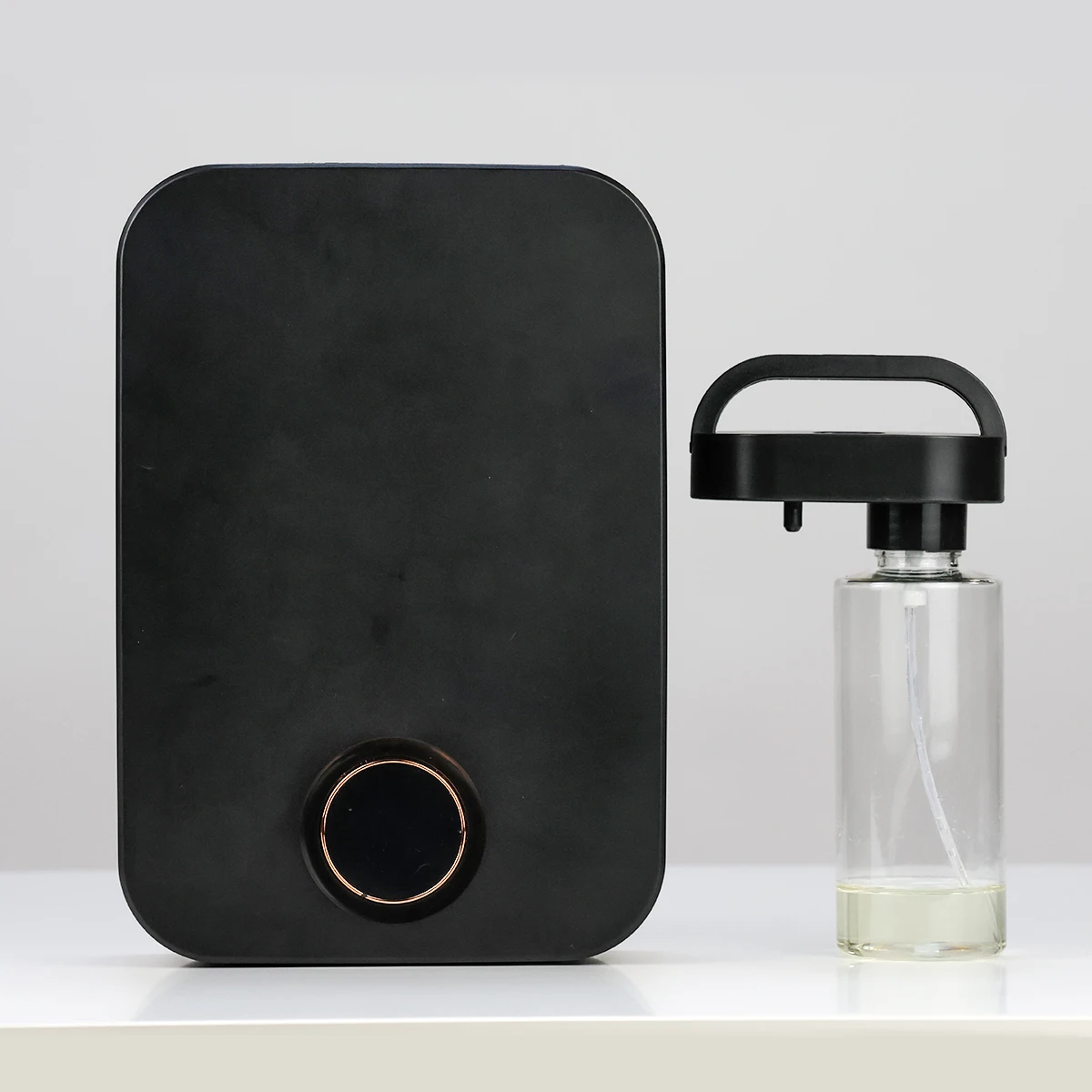 Battery Plug in Plastic Electric Perfume Diffuser  Smart Bluetooth Control  Aroma Air Diffuser For Home Bedroom