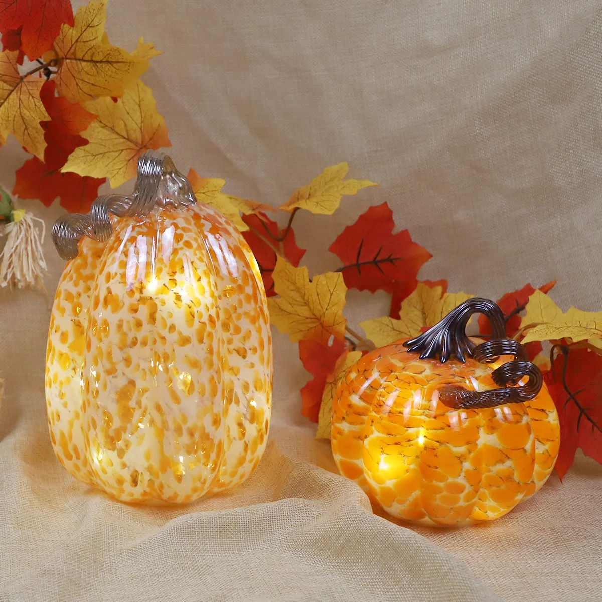Hand Blown Glass Pumpkin Figurine Halloween Pumpkin Decor Table Accent for Fall Harvest Decorating