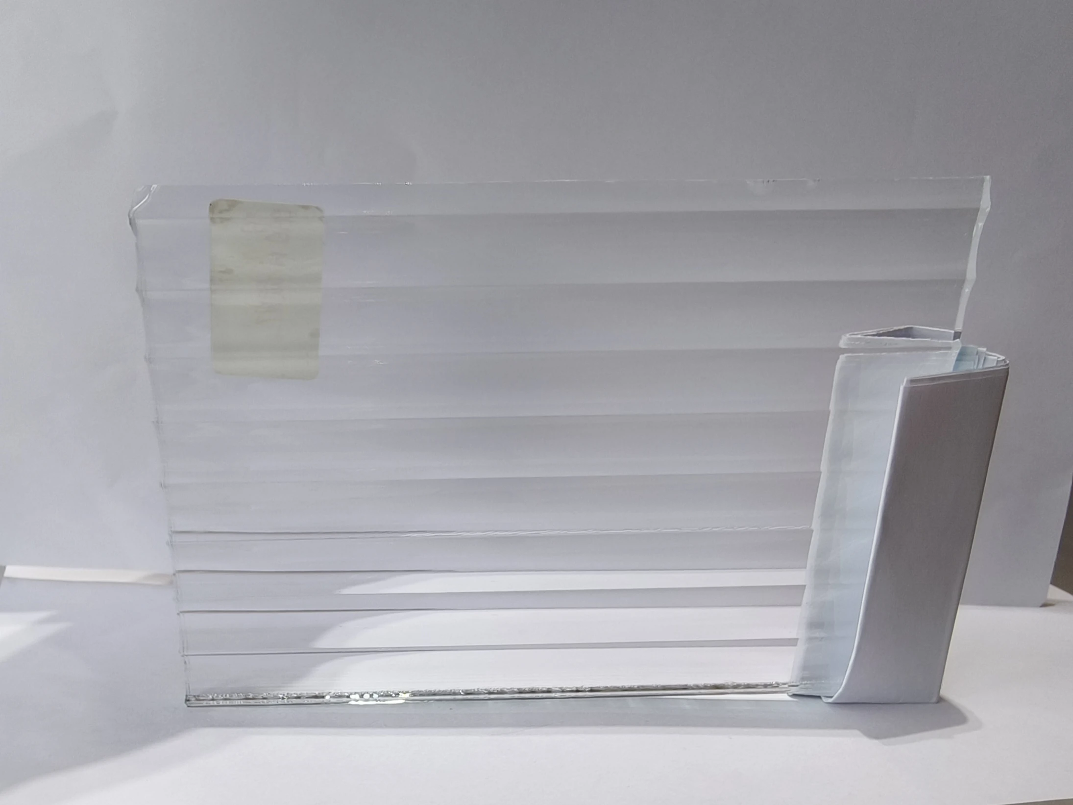 Clear Moru Patterned 3mm Solid Exterior Tempered Glass Fluted Reed Decorative Bathroom Safety Super white long iris glass