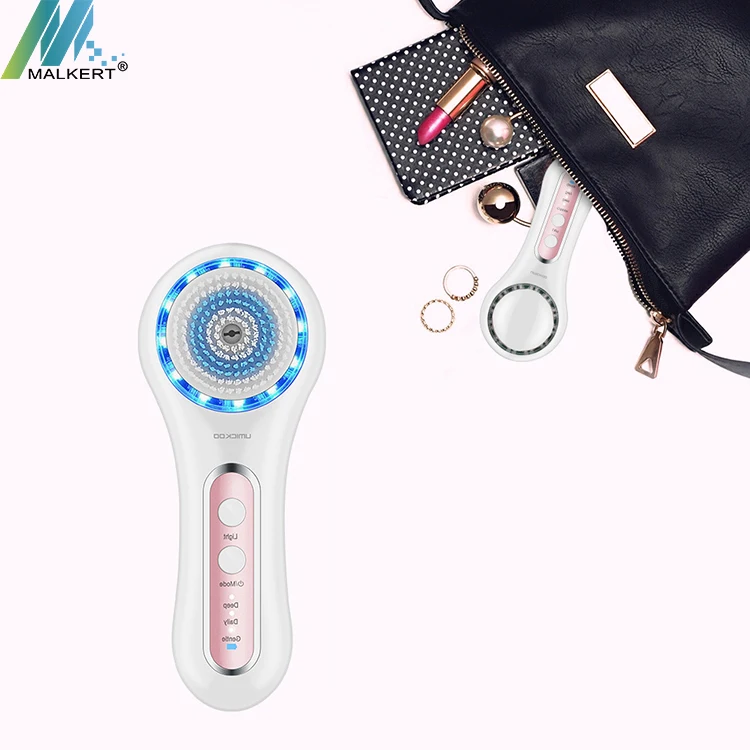  2021 Hot Selling multi-function spin Electric Silicone Face brush for Pore cleaner With exfoliating autofoaming