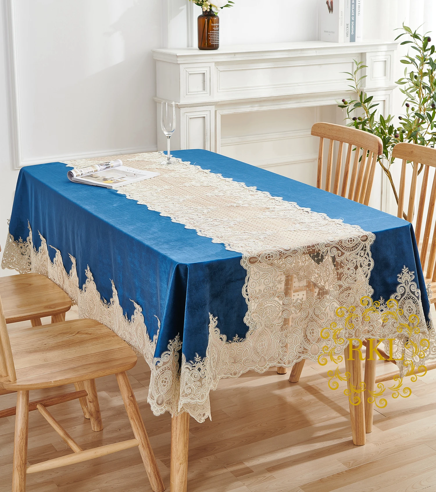 Modern Wedding table decor Lace center piece Velvet elegant fabric wedding tablecloths
