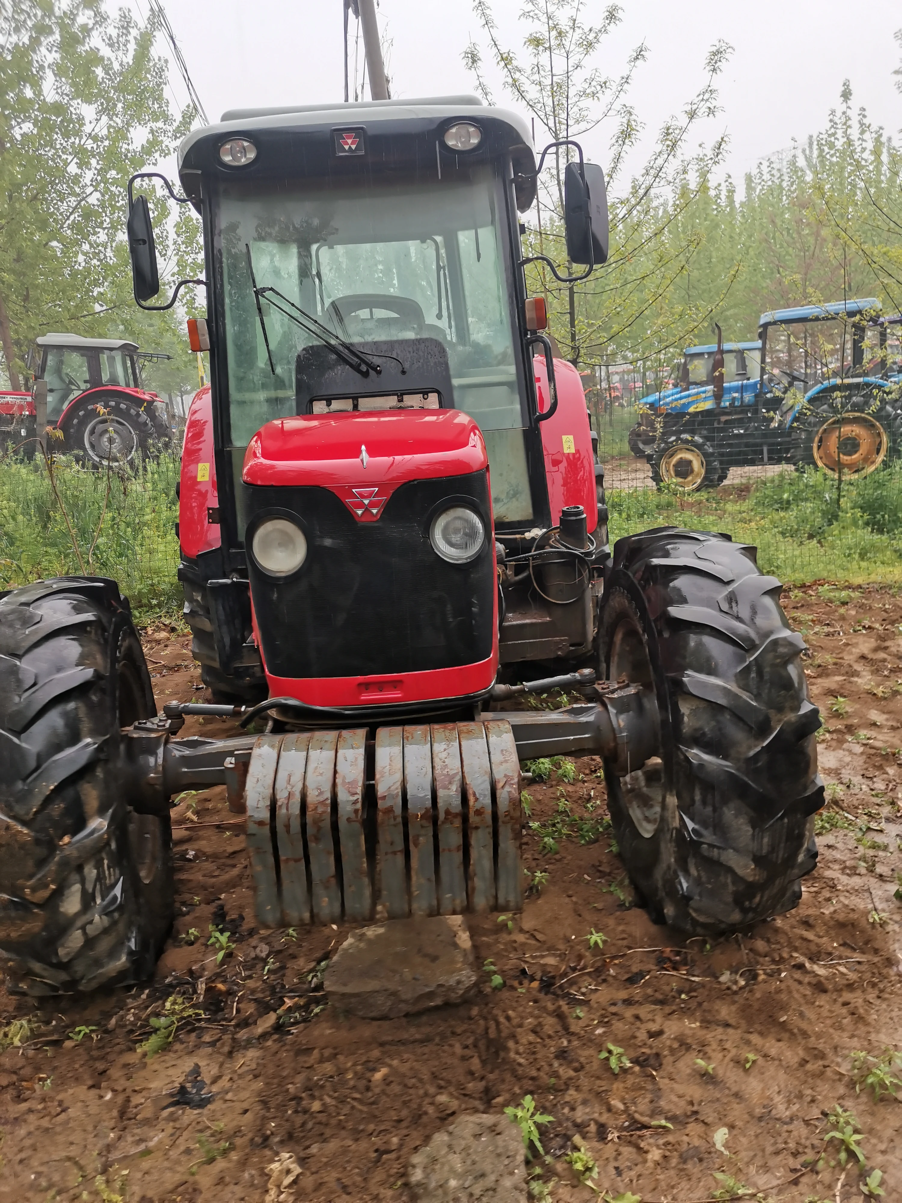 120h 4WD трактор MF1204 Лучшая цена и высокая производительность б/у сельскохозяйственный на продажу