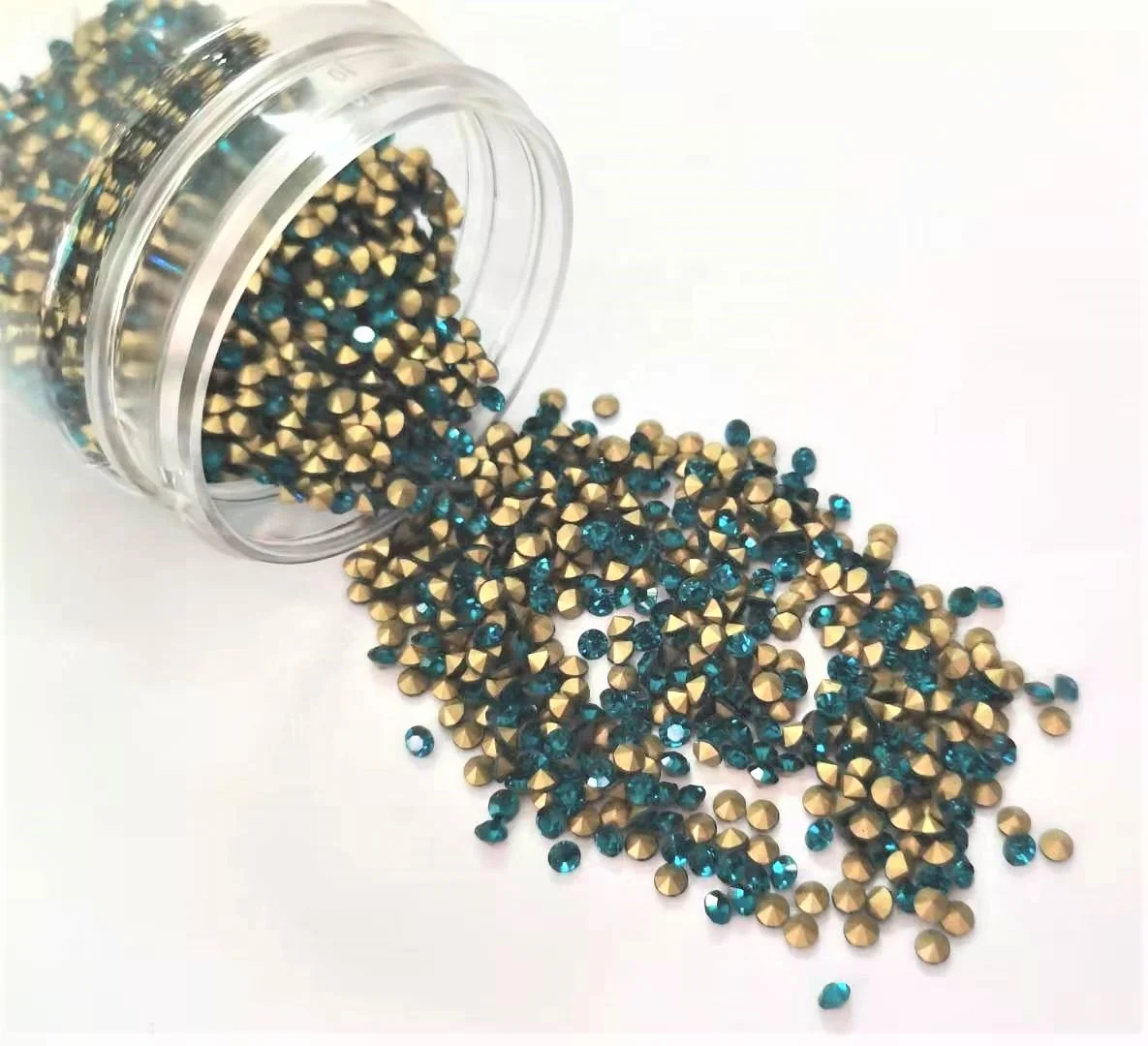 
Ss12 лучшего качества стекла основой, с украшением в виде кристаллов Chatons горный хрусталь 