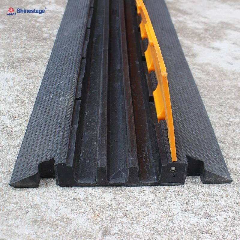 Outdoor And Indoor Rubber Cable Cover Ramp Channel Cable Bridges Cable Ramp Protector
