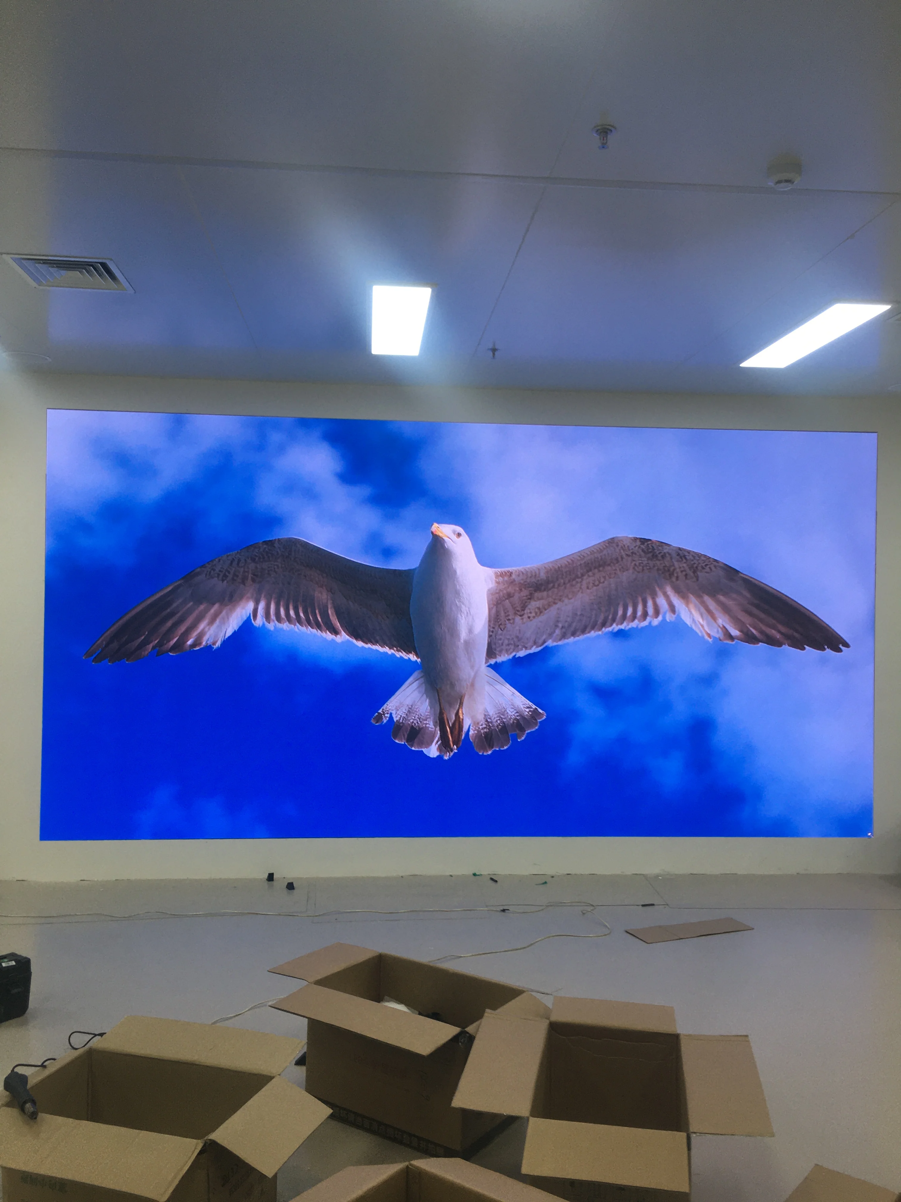 P1.5 P1.8 P2 P2.5 HD Indoor LED Display Advertising Screen Fine Pitch LED Video Wall Display