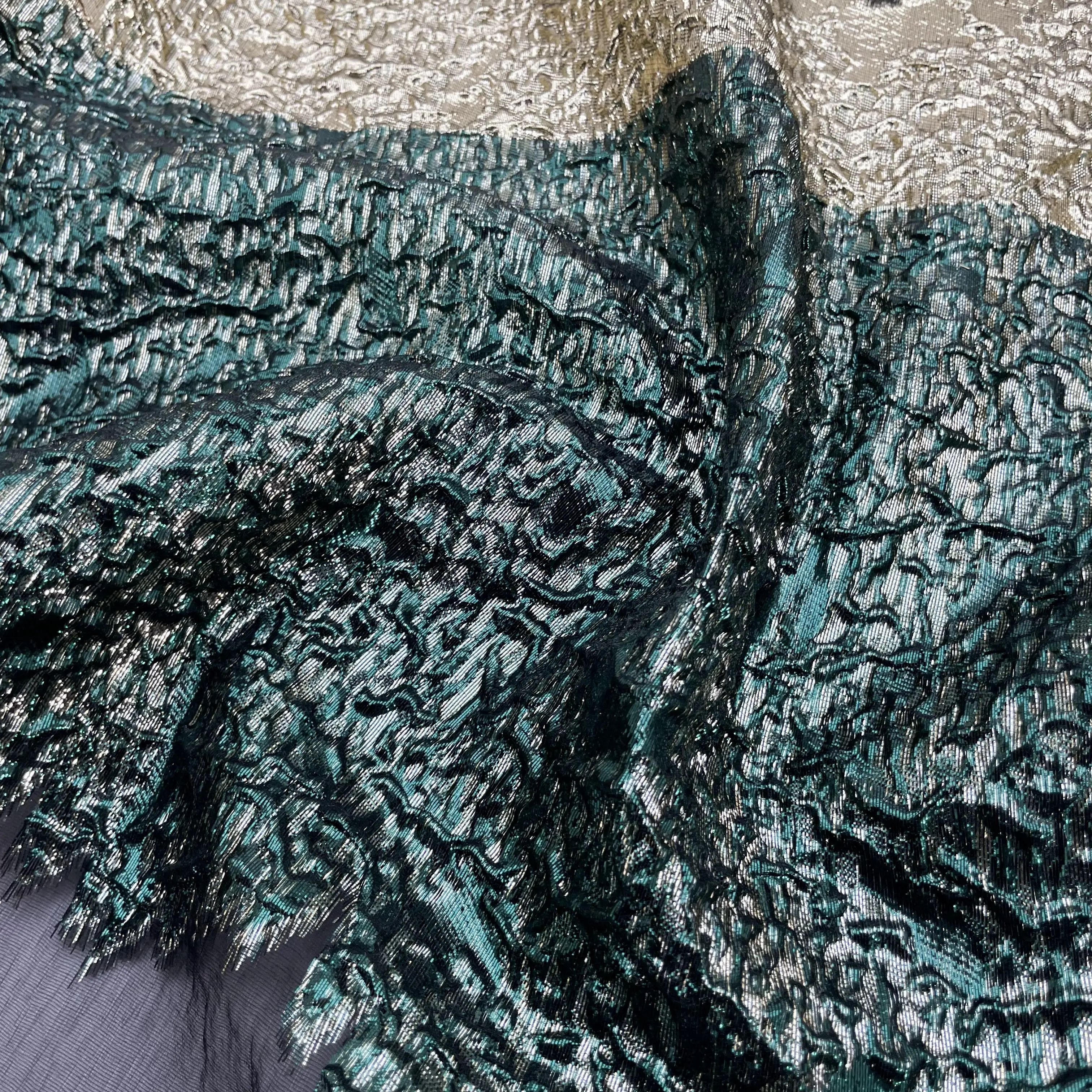 100%polyester yarn dyed lace fabric beautiful jacquard organza fabric  dress fabric