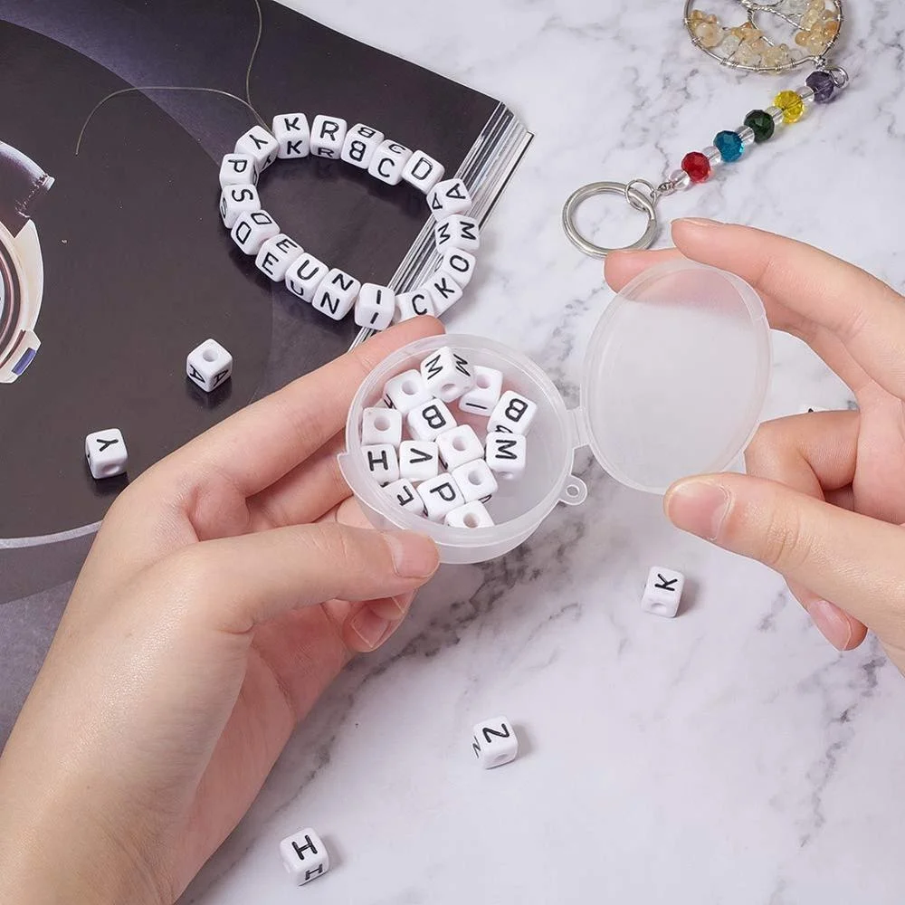 Travel Portable Transparent Plastic Storage Box Earphone Cable Earbuds Container