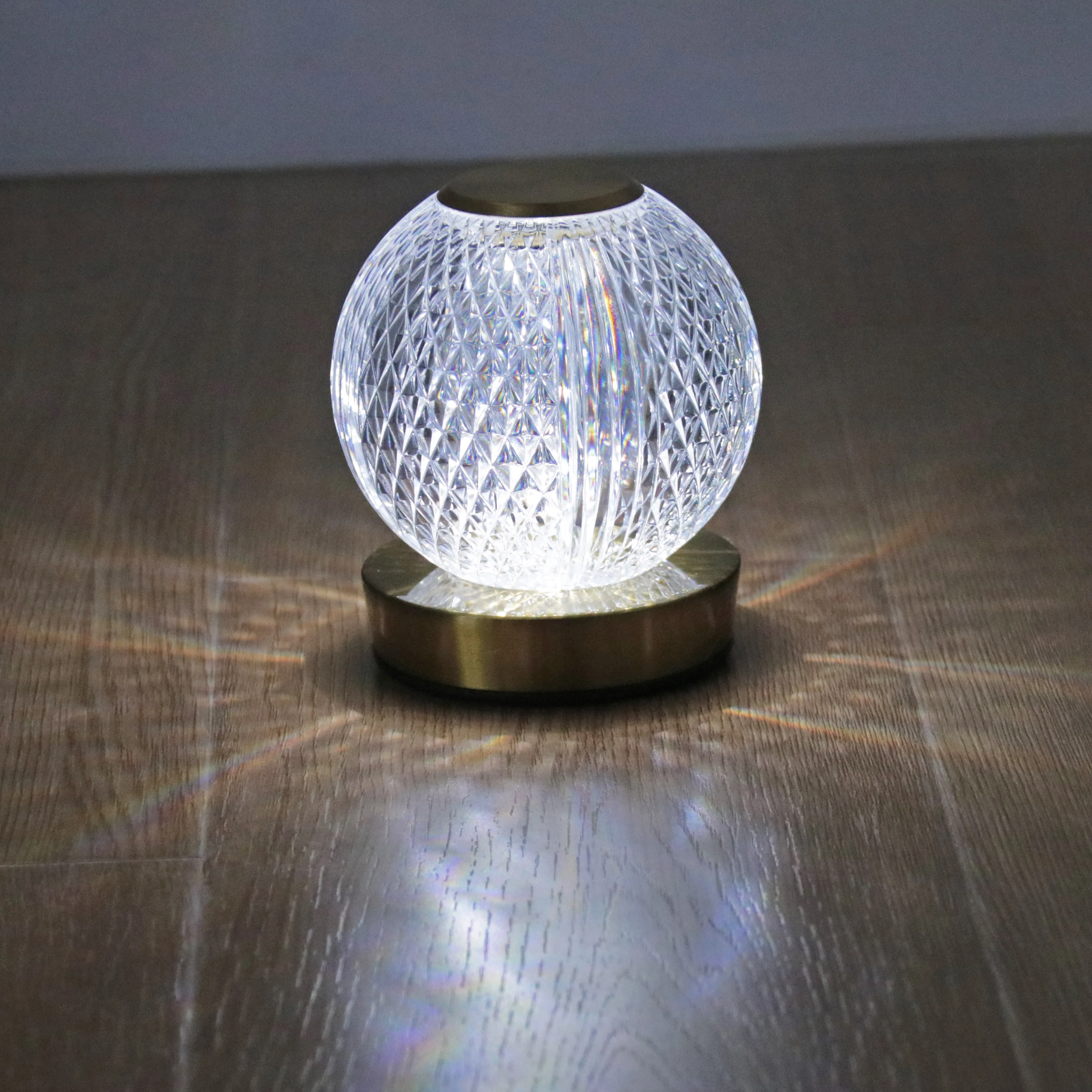 2023 New Luminaire Simple Round Bedside Art Deco Table Lamp Living Room Bedroom Decorative Table Lamp