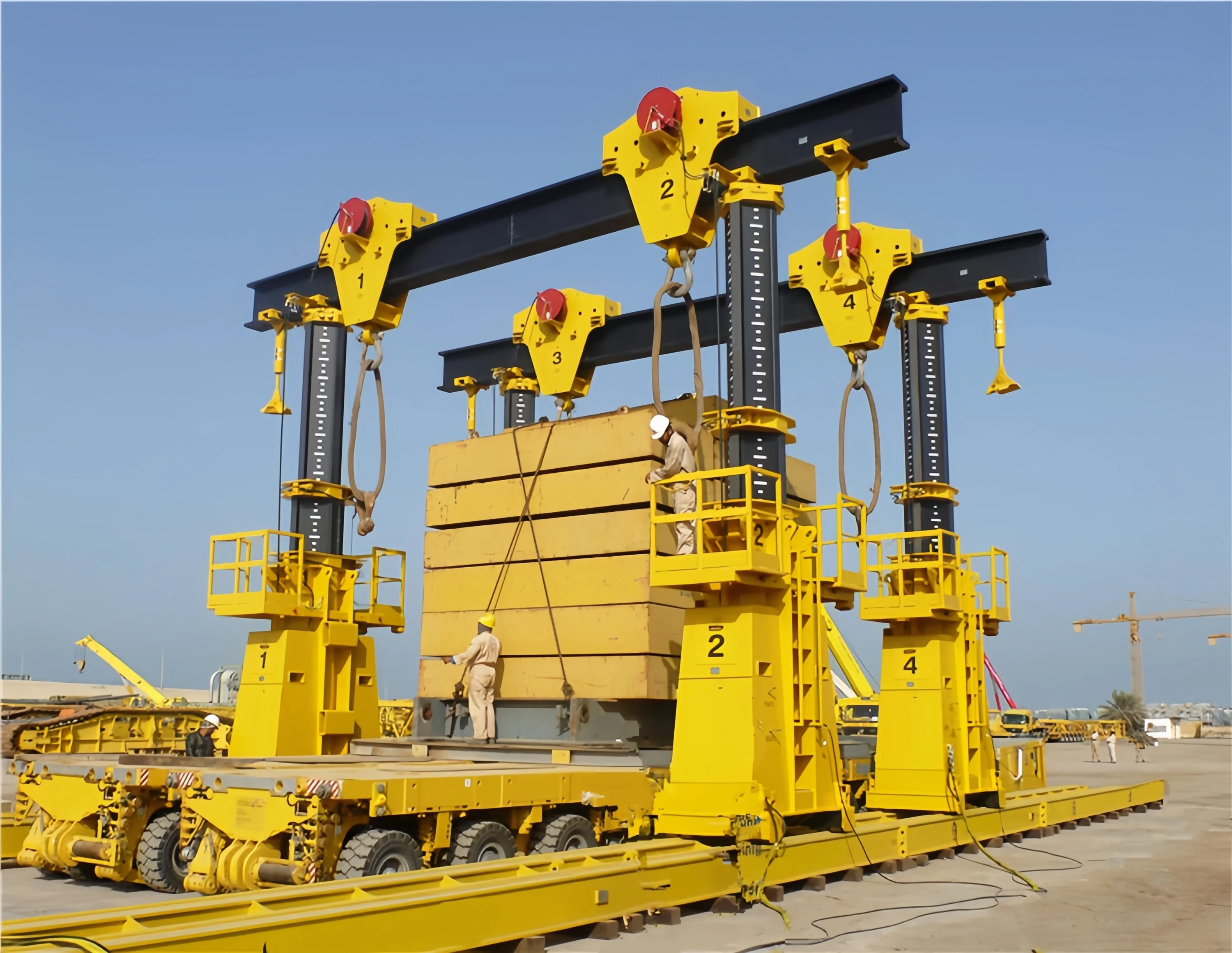New Condition Hydraulic Gantry Construction Crane Electric Power Source 5 20 Ton Loading Capacity