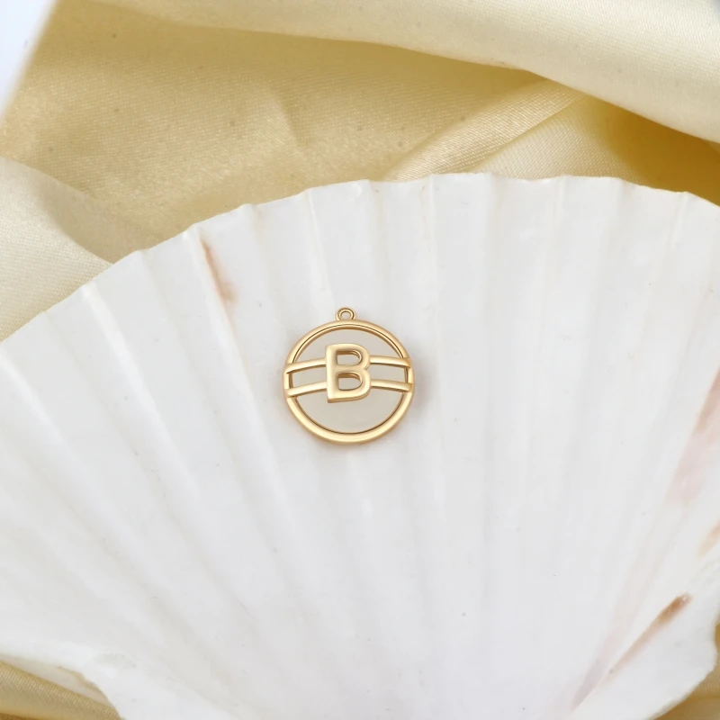 Kirin fashion jewelry pendants stainless steel charm Letter B DIY bracelet necklace jewelry charms