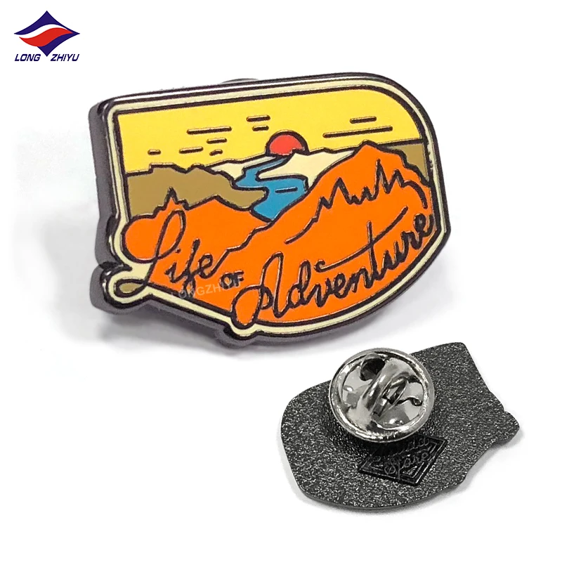 Customize Metal Gold Badges of China Manufacturer Metal Pin Badges Shenzhen Longzhiyu 15years Supplier