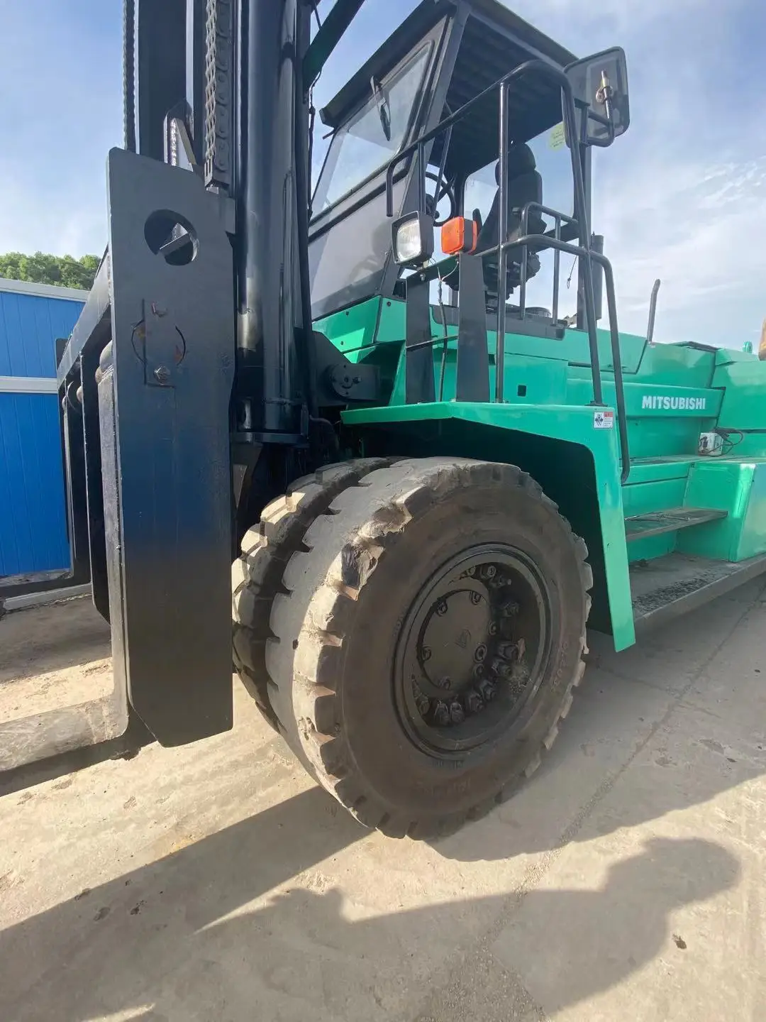 mitsubishi FD300 30 ton good condition 25 ton 20 ton 15 ton in stock hot sell cheap price low price low hours