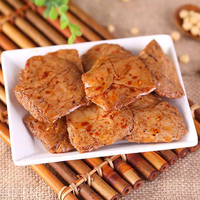 Вкусные овощные мясные продукты WUXIANZHAI вкусные китайские МЯСНЫЕ ЗАКУСКИ с соевым соусом и говядиным вкусом мгновенные сухие вегетарианские бобовые творожные 20 г