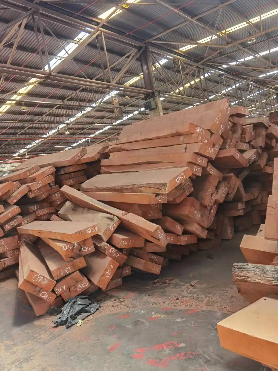 Guibourtia Coleosperma/ Rhodesian Copalwood Lumber/ Plank for Furniture from Zambia African wood timber wood