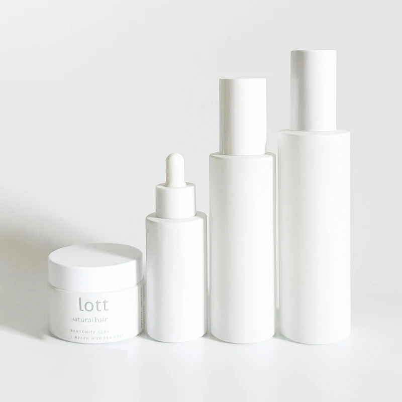 Matte white glass cosmetic set 30 ml 40 ml 60 ml 100 ml 120 ml spray pump lotion bottle cream jars