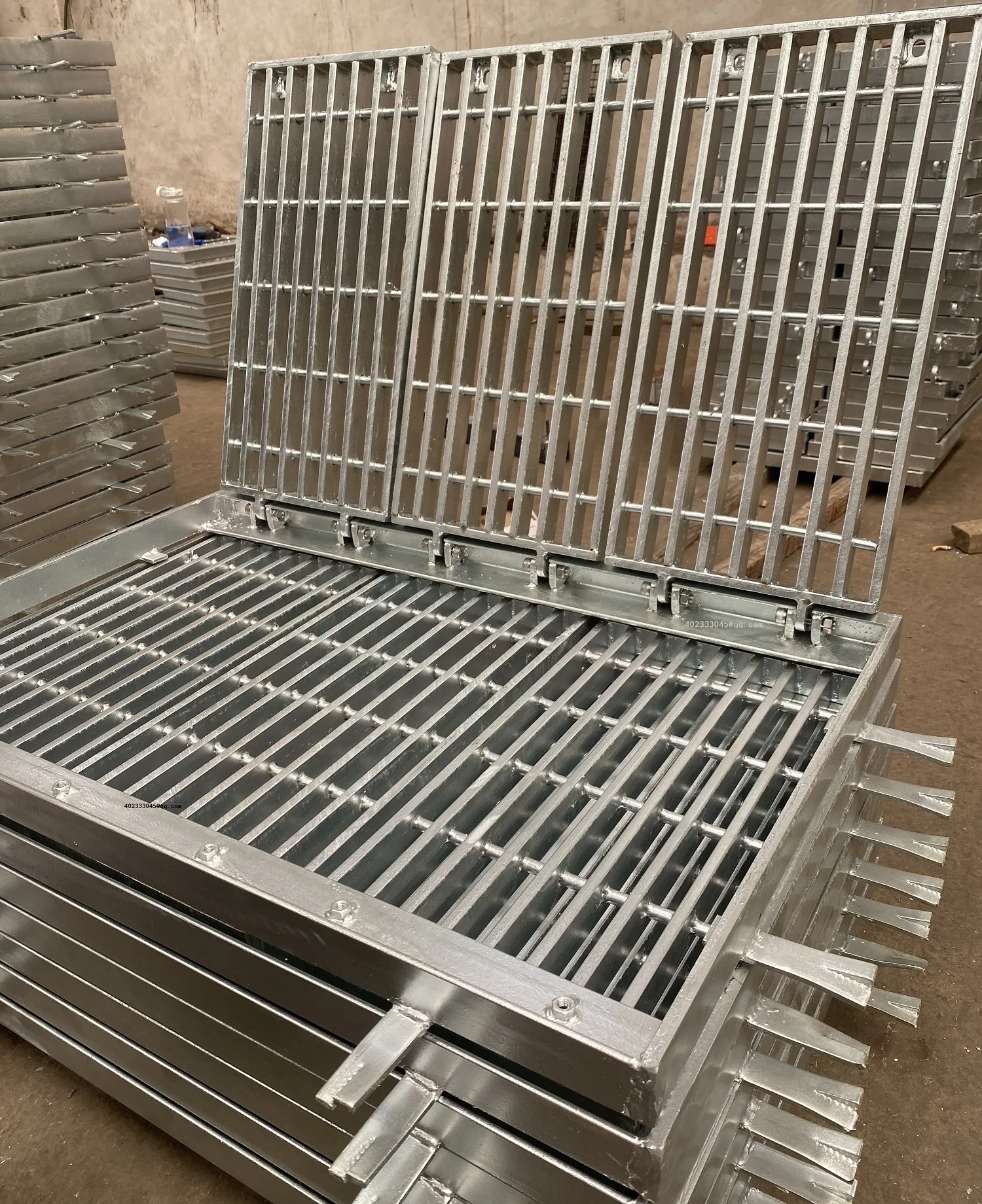 Storm Drainage System Galvanised Trench Drain Cover Steel Grating