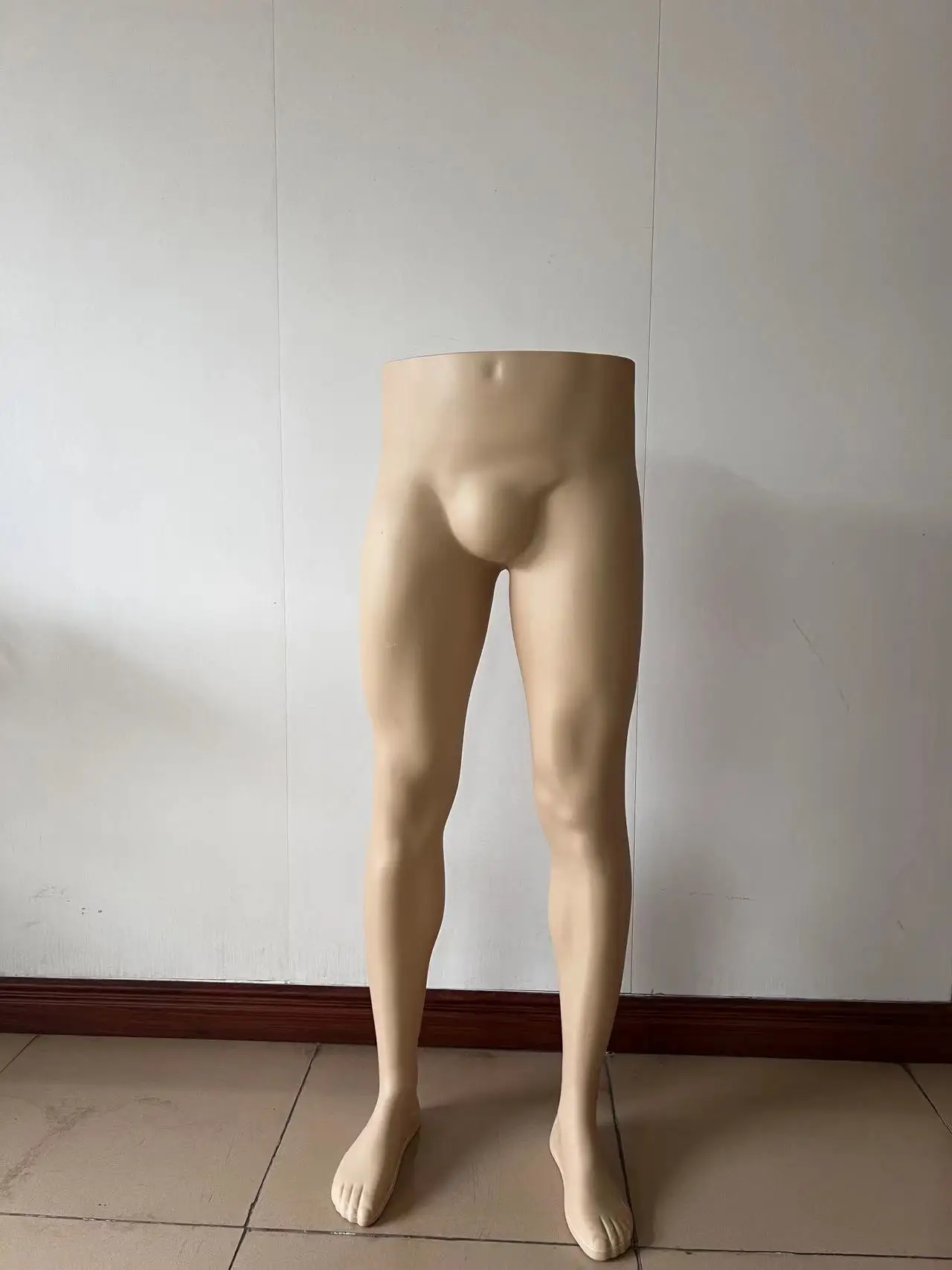 Hot Selling Dummy Plastic Male Mannequin For Sale