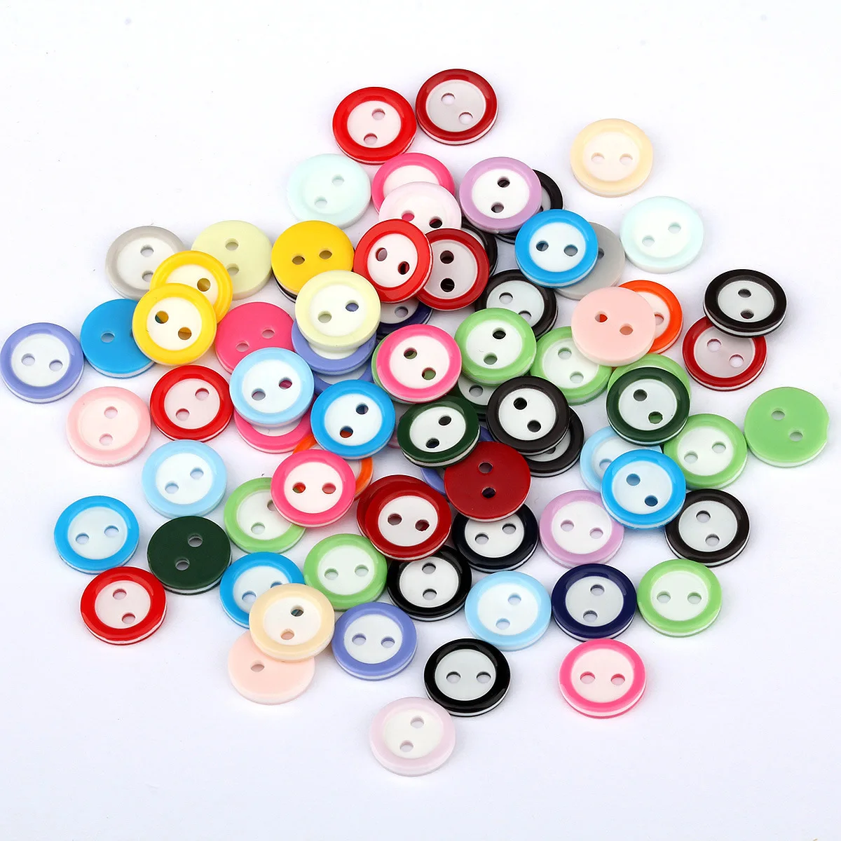 Wholesale Fancy 10mm Round Fashion 2 Holes Resin Button For Children