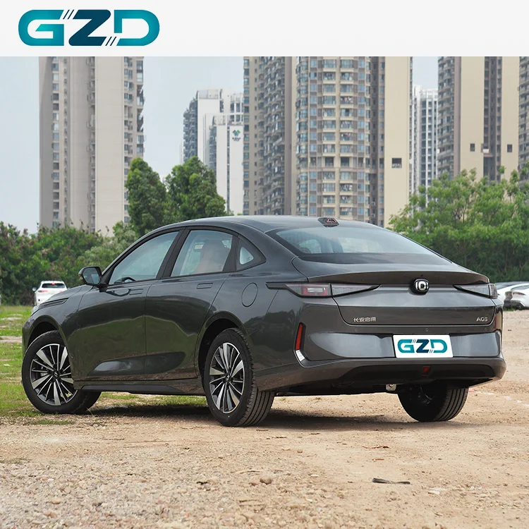 2025 qiyuan a05 Changan Лидер продаж подключаемый гибридный автомобиль 1300 км Qiyuan A05 низкая цена в наличии