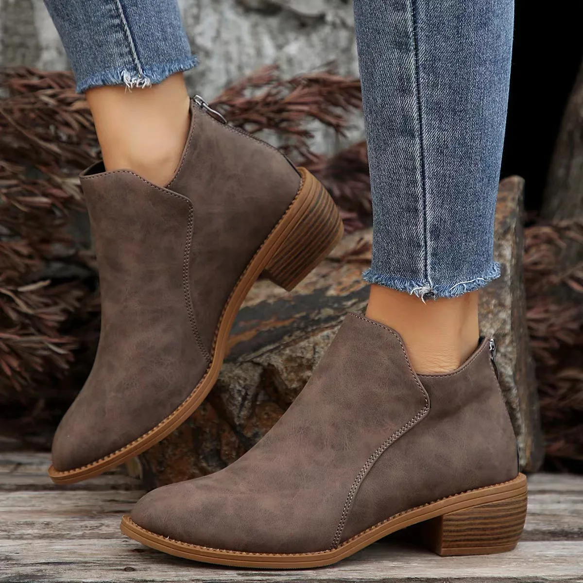 Wholesale pointy toe women high heel shoes block heels women fall boots heel boots for ladies