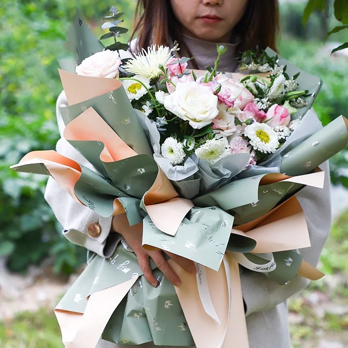 custom metallic floral tissue packing metallic luxury non woven waterproof flowers wrapping paper packaging for bouquets