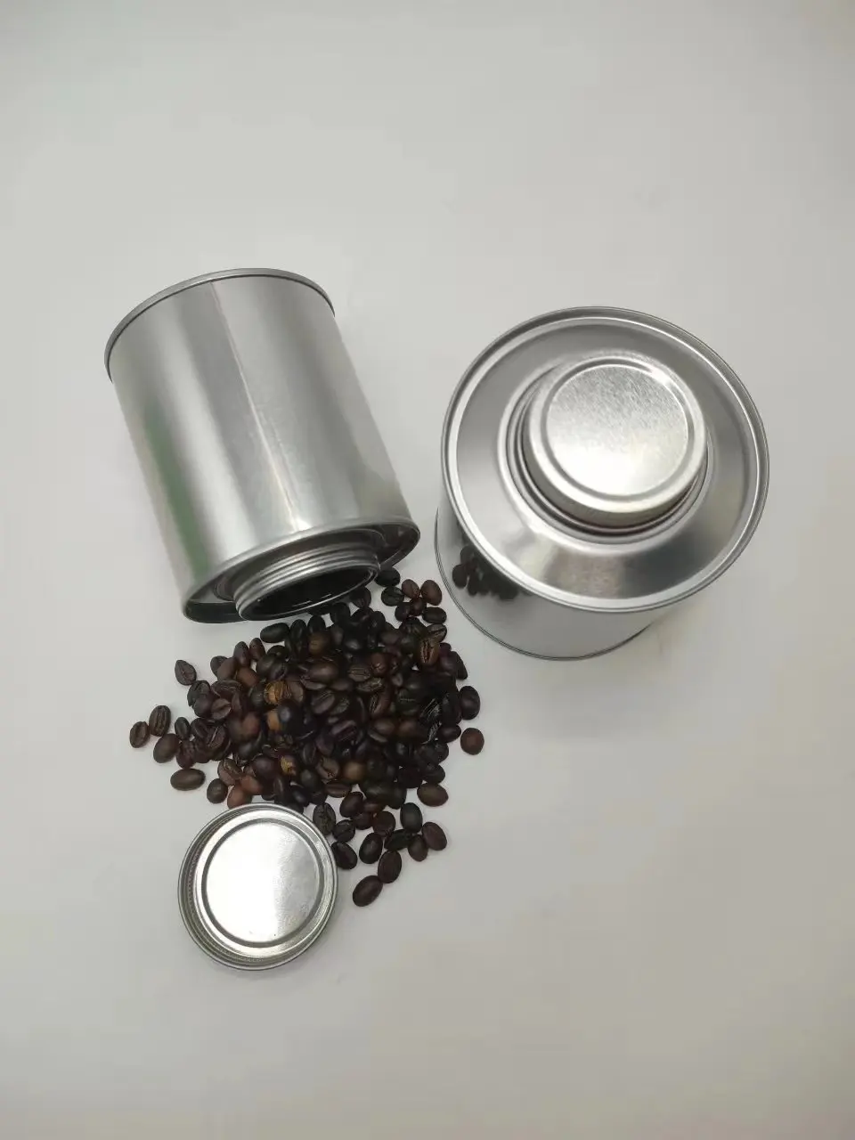 Chinese Traditional Sealed Coffee Iron Round Tinplate Tea Canister Storage Container