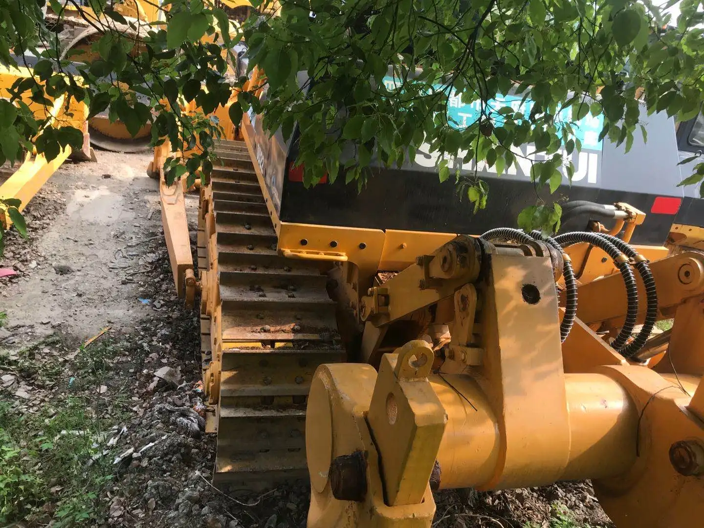 Used Chinese Cheap Shantui Sd22 Bulldozer