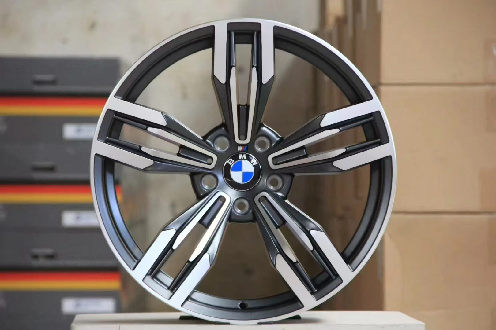 Forged wheel 22x12 24x14 26X14 30x16 customized 4x4 single wheel rims