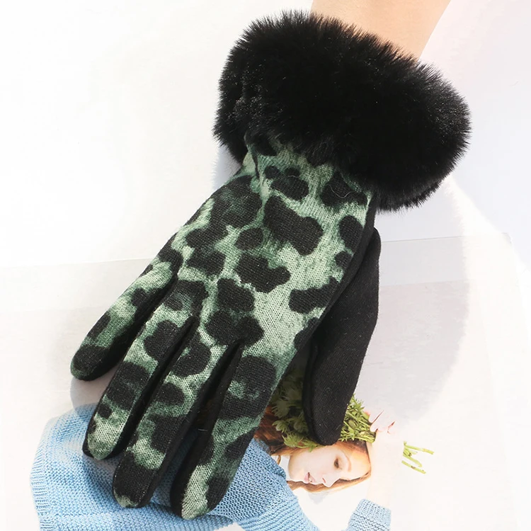 Outdoor Leopard Pattern Imitate Rabbit Fur Touch Screen Winter Fashion Fur Gloves