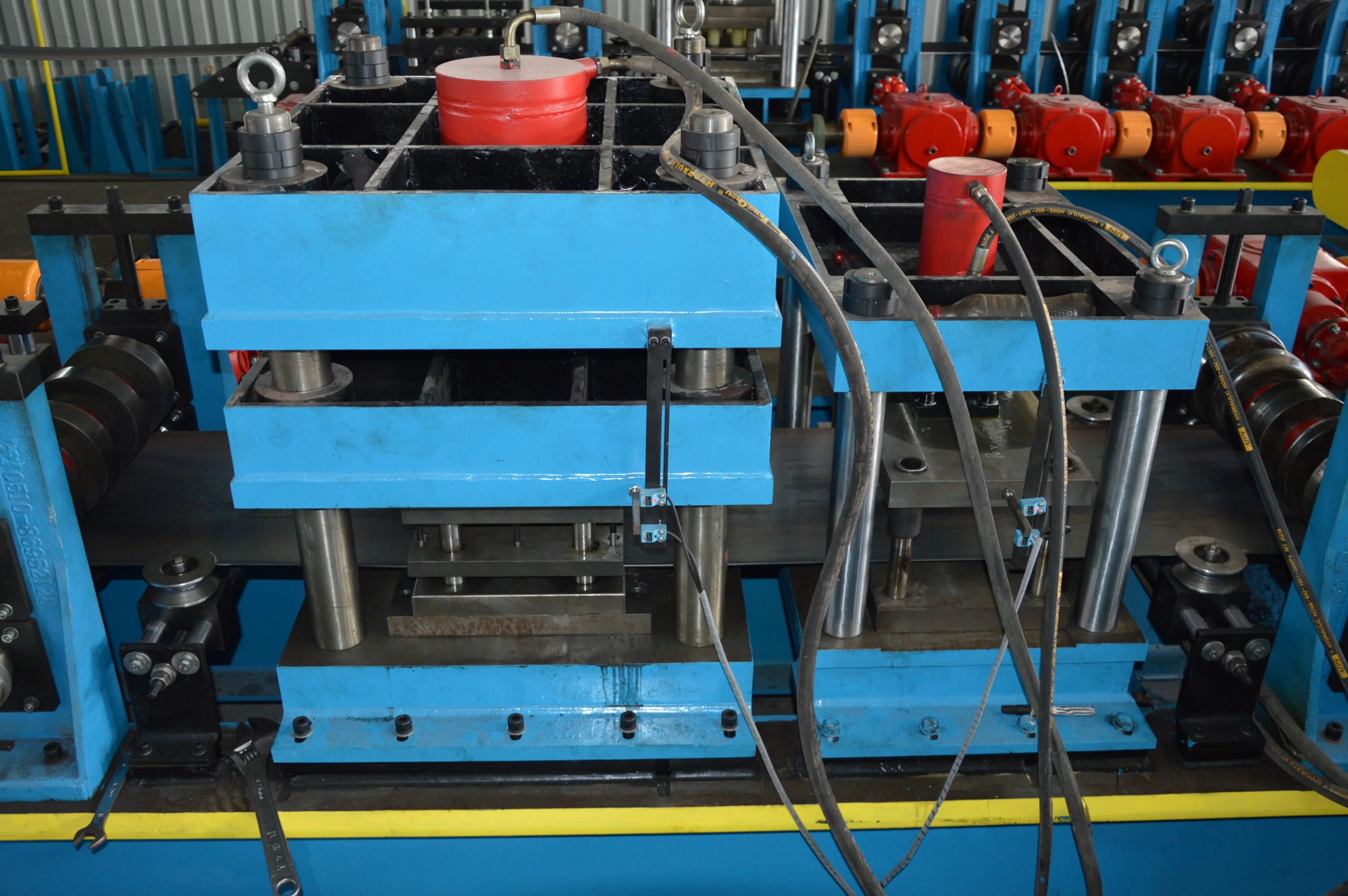 Hot sale High Grade Highway metal Crash Barrier Making Machine