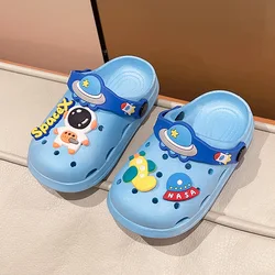 2023 New Astronaut Kids Clogs Summer Baby Boys Girls Unisex Baotou Garden Shoes Two Wear Sandals