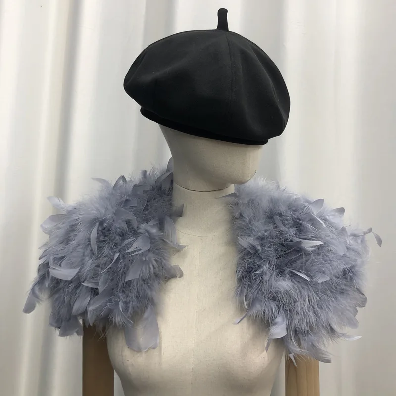 New Style Fluffy Ostrich Feather Fur Capes Wholesale Light Pink Short Fur Shawl 2023