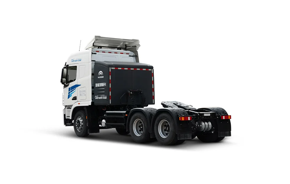 Yutong heavy truck 6X4 pure electric semi-trailer tractor