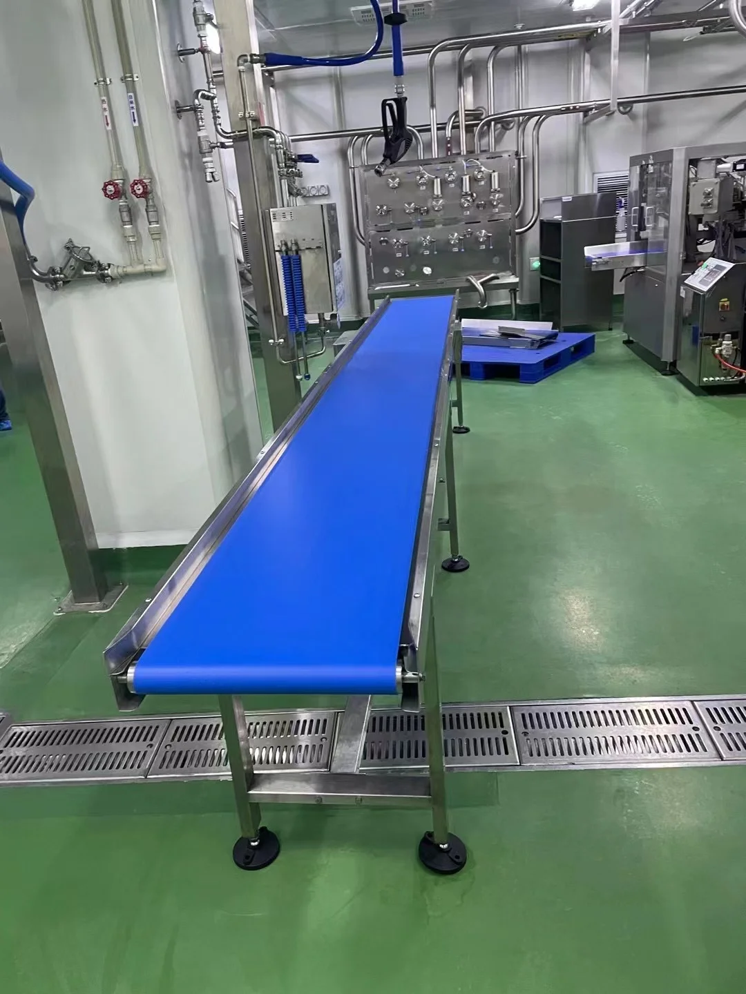 High Quality Easy Clean Belt Lifting Conveyor Machine Conveyor System Manufacture