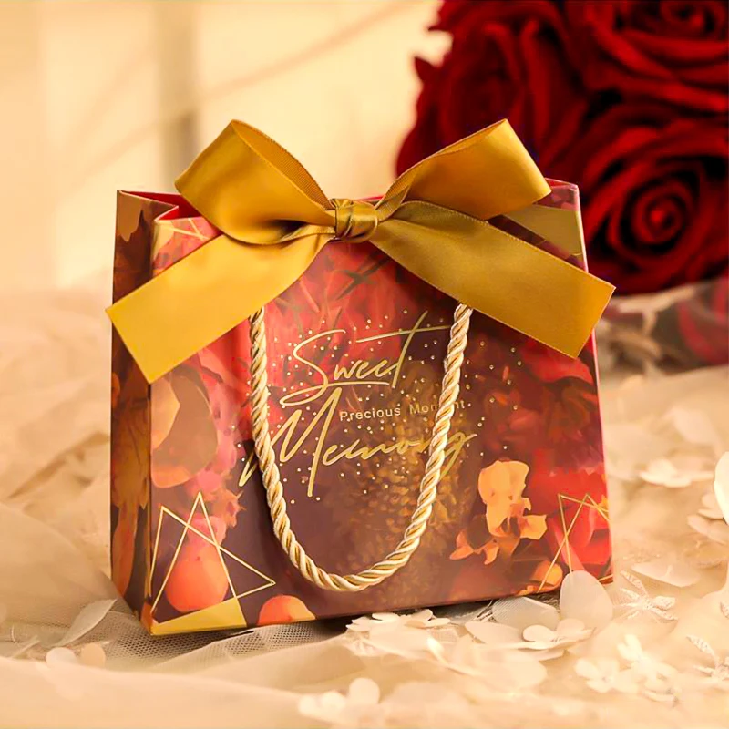 Custom Style Exquisite Design Gift Bag Luxury Boutique Jewellery Wedding Thank You Gift Thick Paper Bags