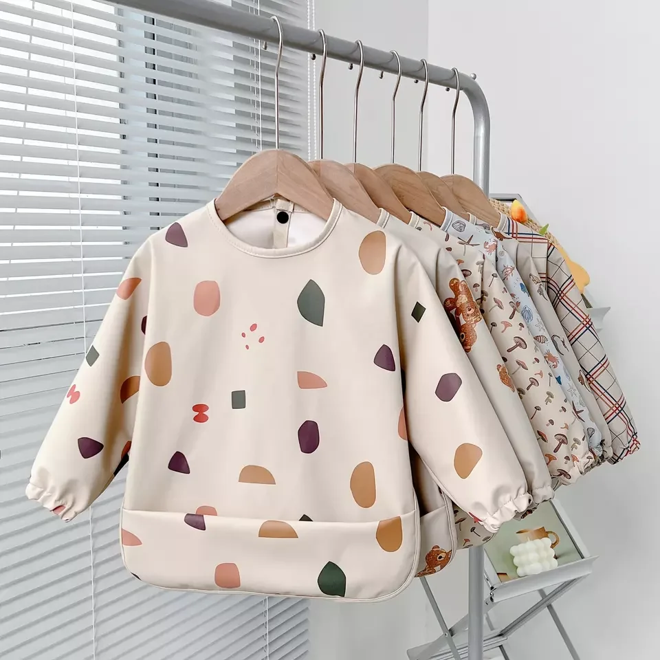 NO MOQ Custom Good Price baby  waterproof feeding long sleeves apron Anti-smudge for children soft baby bibs apron