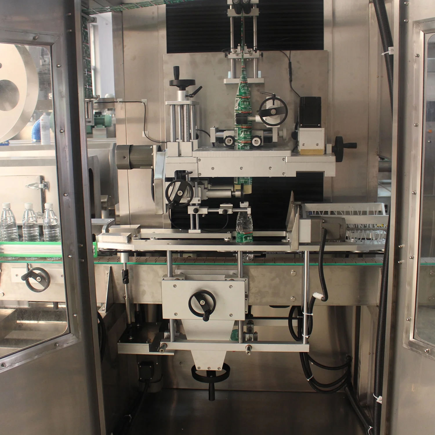 
2020 hot sale PM-150 Fully Automatic PET Bottle Shrink Sleeve Labeling Machine 
