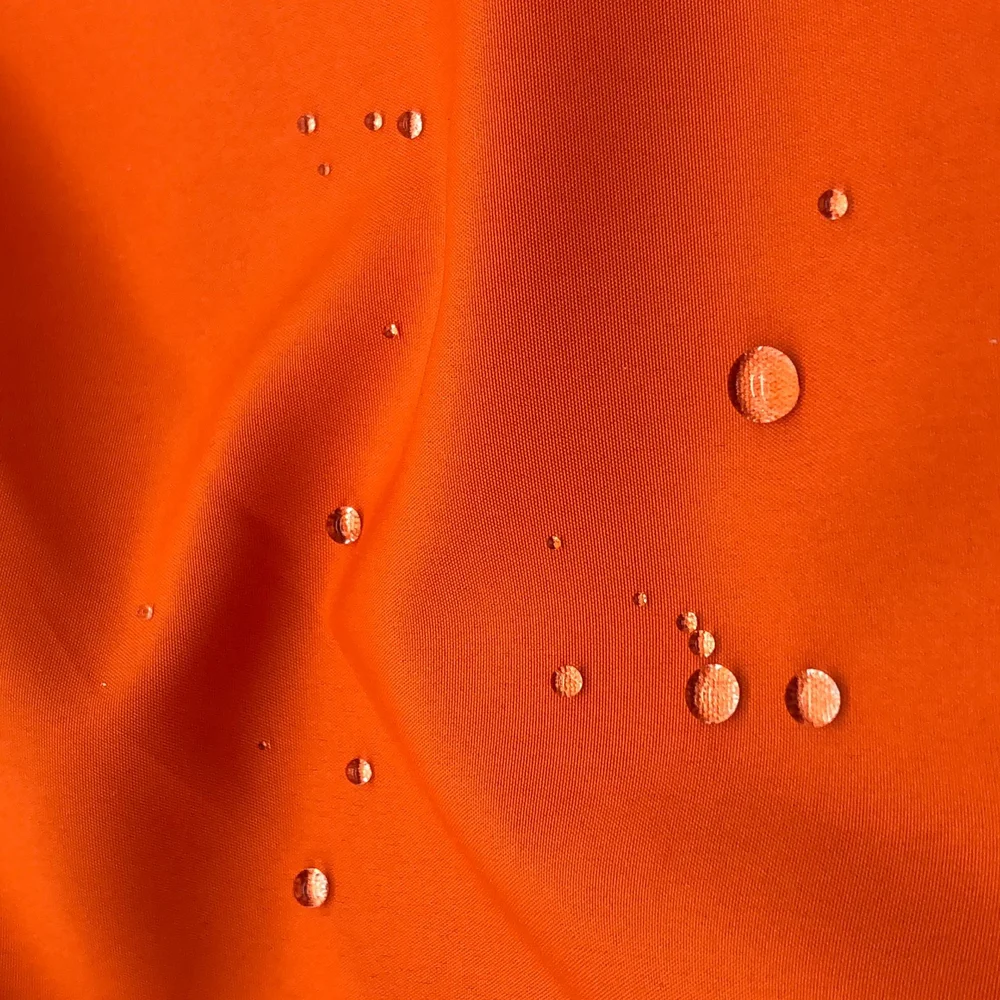 Waterproof TPU Membrane Bonded 100% Polyester Fabrics Stain Resistant and Repellent for Jackets and Dresses