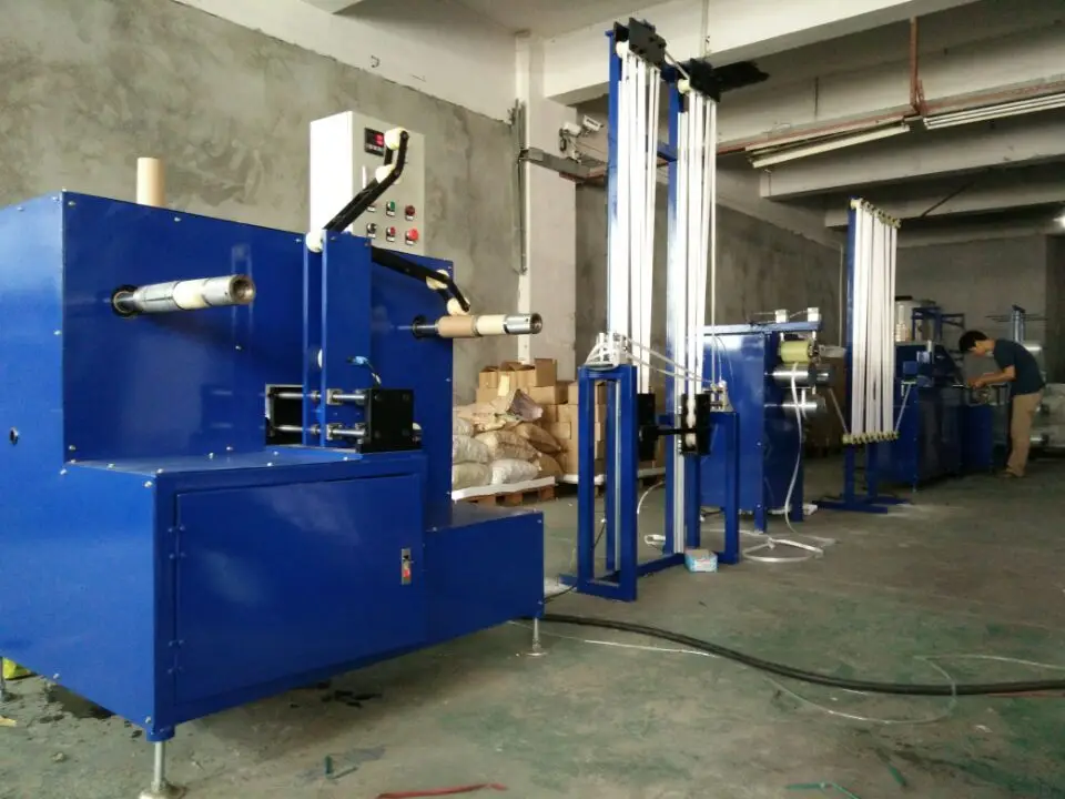 Автоматическая машина для изготовления композитных ремней термоплавкого шнура для упаковки