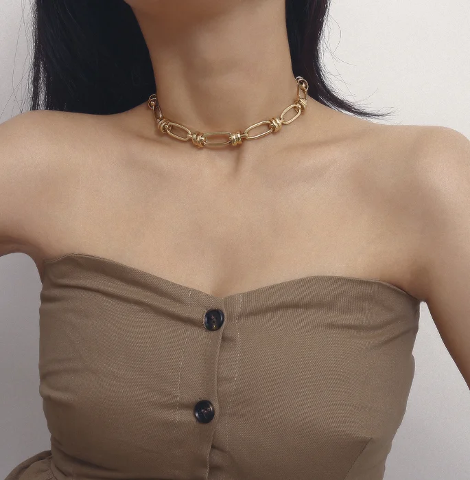 
XG1247 2020 women new simple ring chain necklace with metal hollow-out geometry 