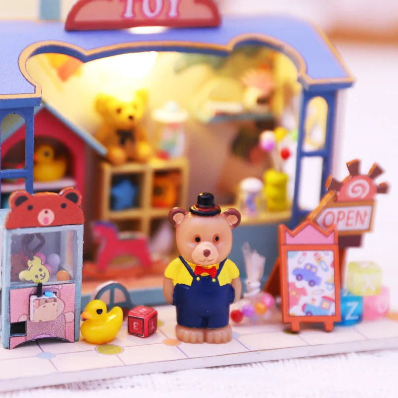 CUTEBEE DIY Miniature Bear Toy Shop Dollhouse for Kids