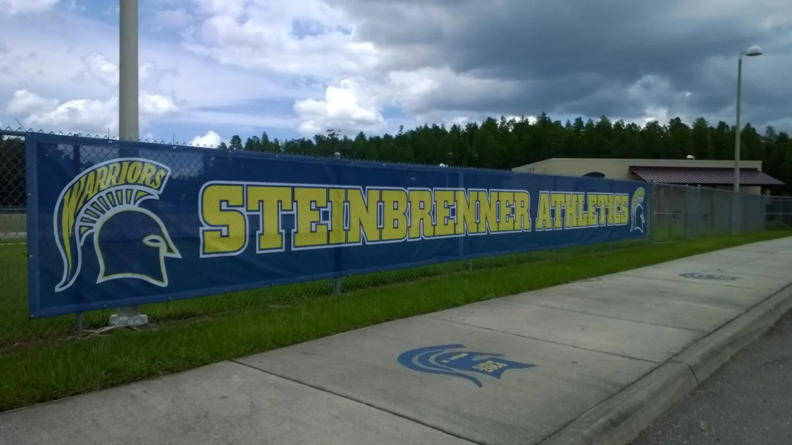 Custom Logo Printed Backdrop Outdoor Windproof Personalized Rectangular Outdoor Fabric Mesh Banner For Event