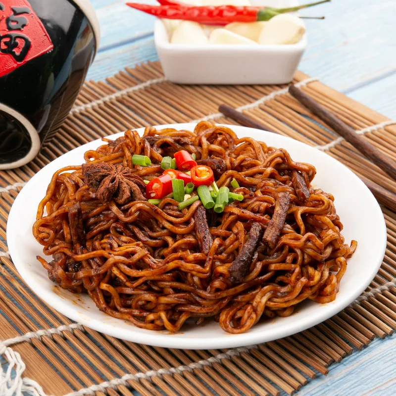 Wholesale green bag super spicy chili sauce noodles Chicken Stir Fried Ramen Korean Ramen 140g*5packs