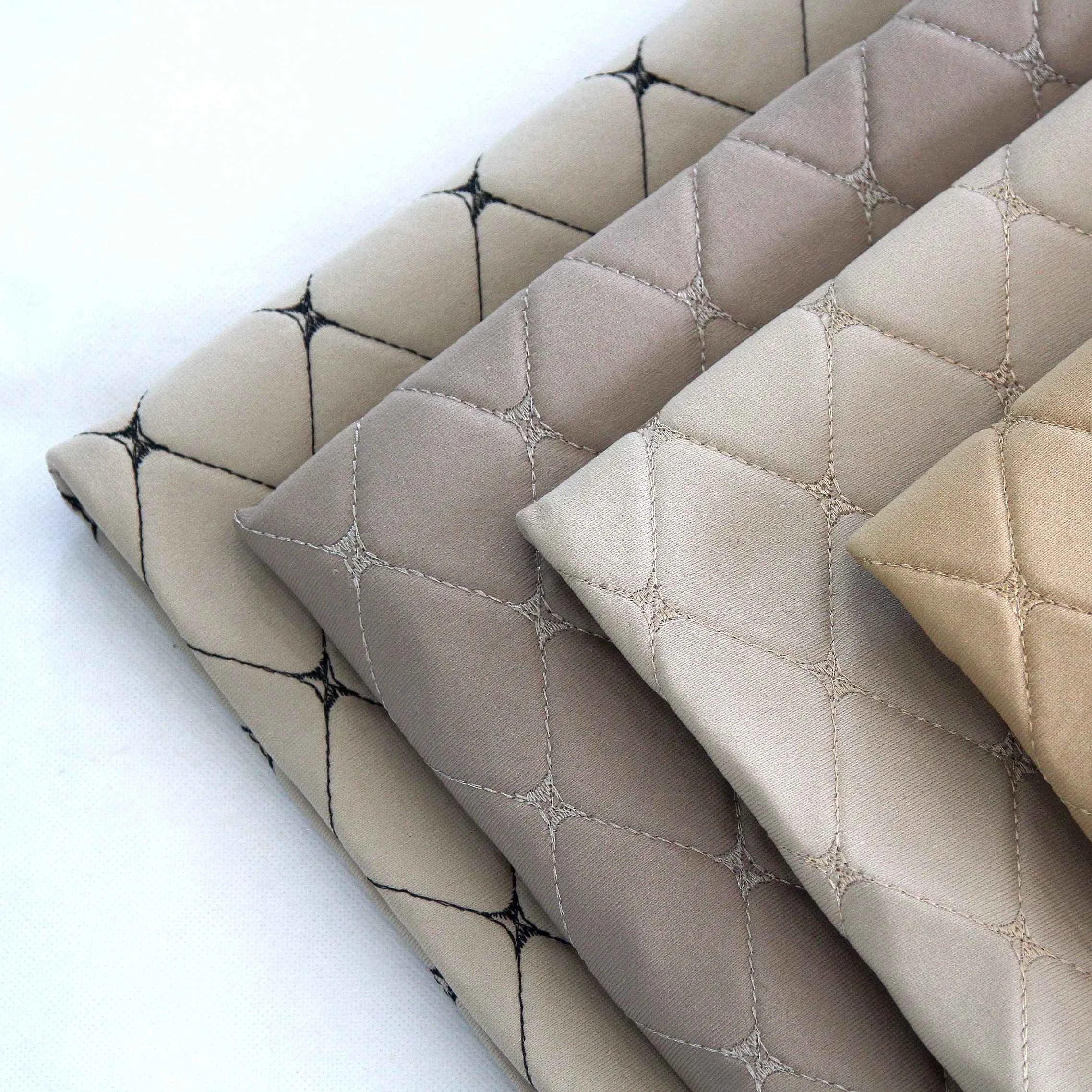  The Embroidery Jacquard Car Seat Fabric With