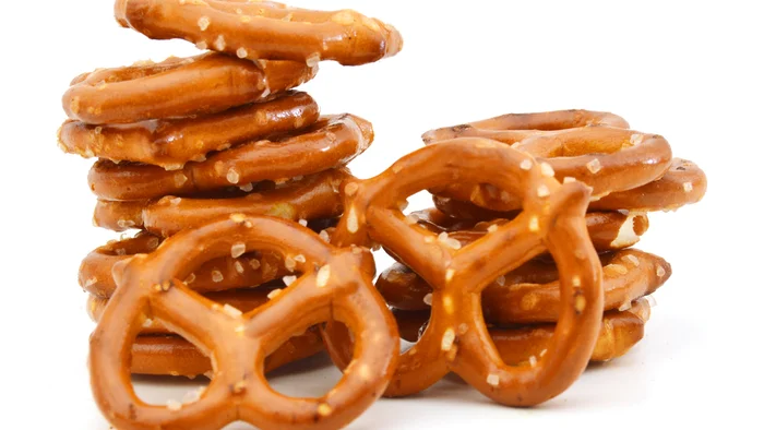 Машина для производства соленых печенья Pretzel линия по производству