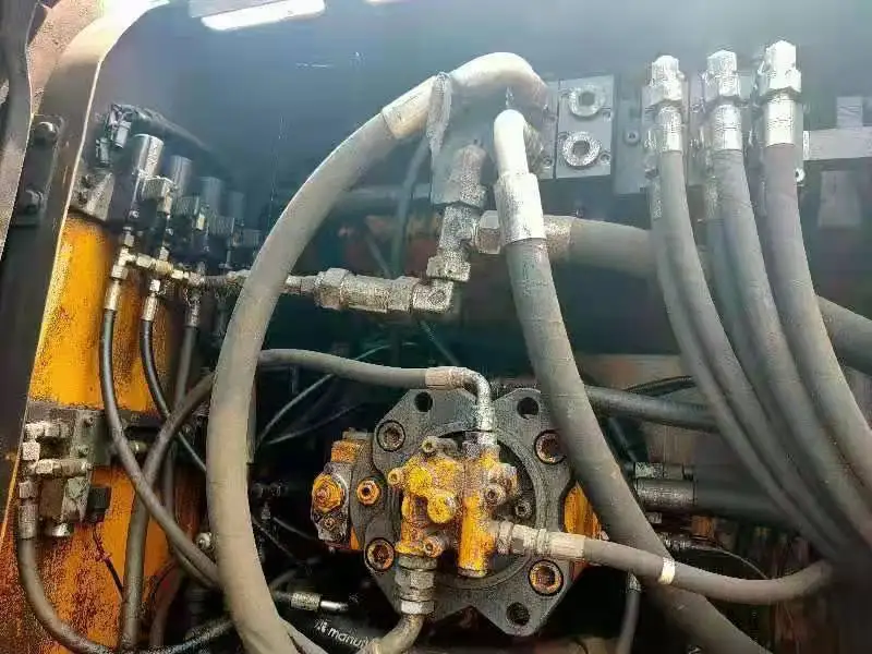 2008 year model Bauer BG25c Pile Bauer BG25c  BG15 BG22C  BS50 Soilmec R-516 R-622 R-625 SR65 SR70 Hydraulic drilling rig