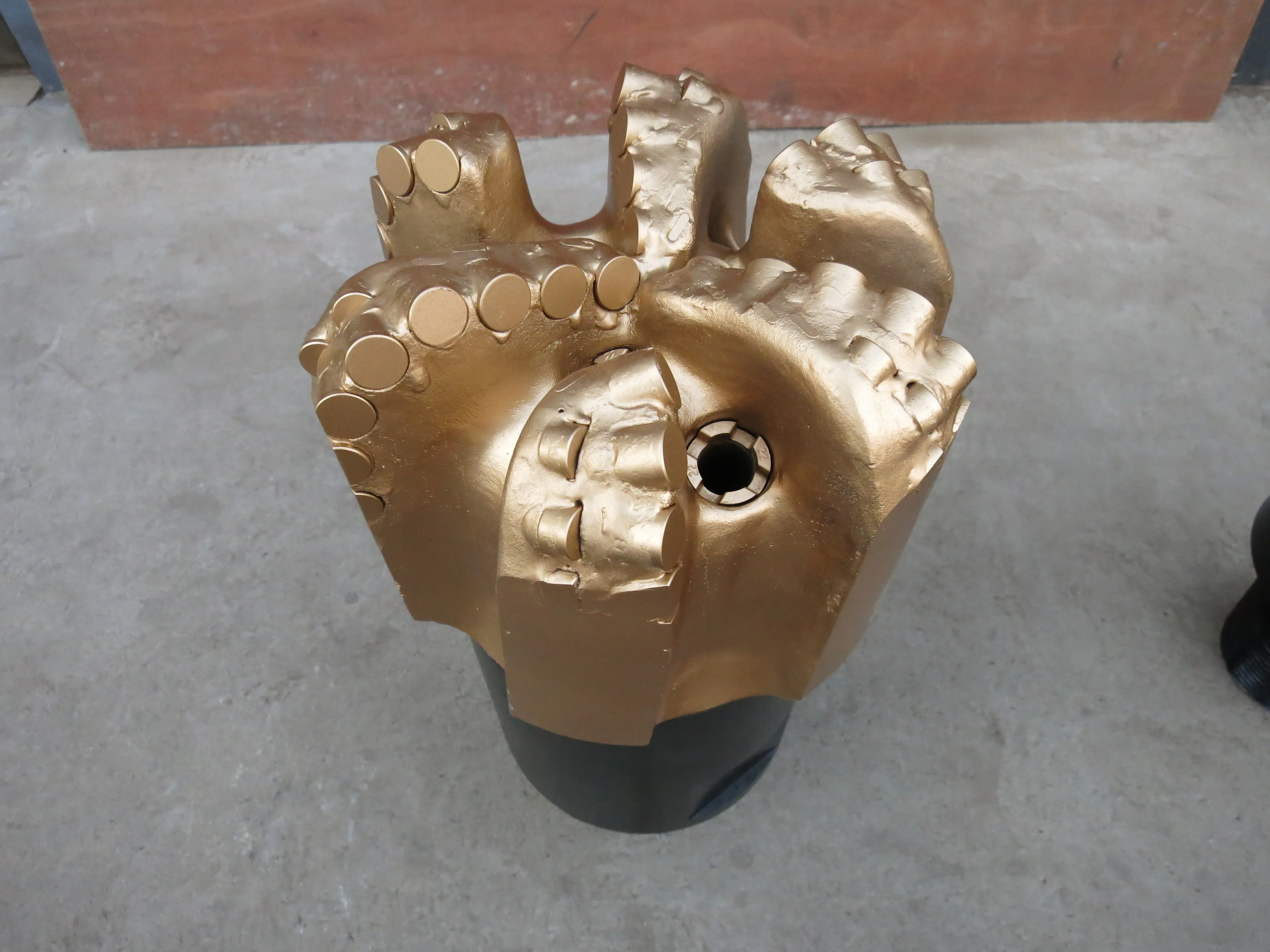 6 inch PDC bit (152.4mm) Steel body 6 blade diamond bit for water well oil well multi function