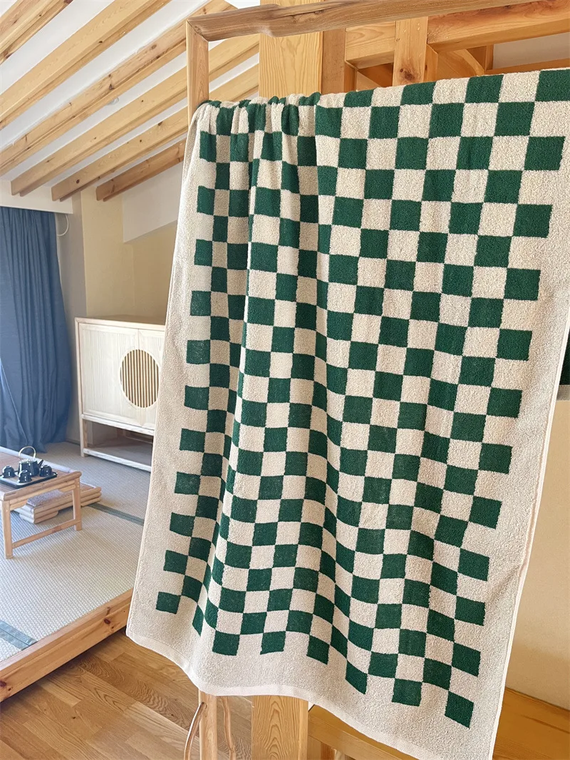 checkered towel - design 2