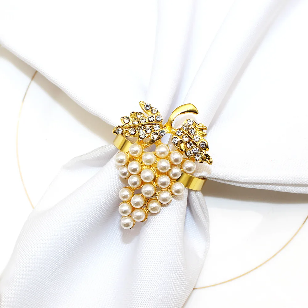 Gold Valentine Pearl Napkin Rings Serviette Buckles Creative Grape Napkin Holders Rings for Wedding Birthday Christmas